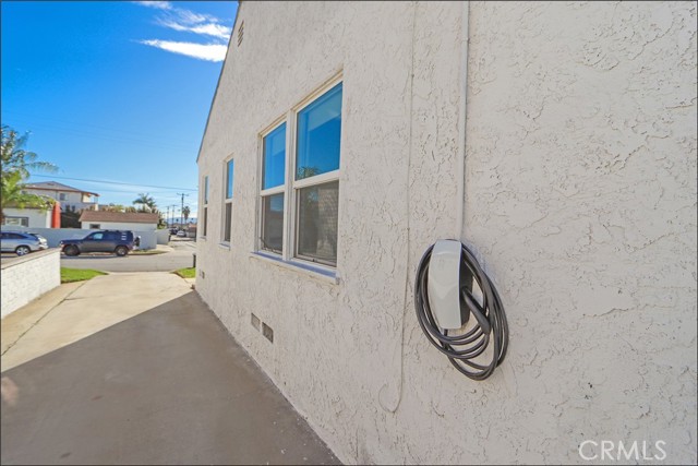 Detail Gallery Image 36 of 41 For 2153 W 111th, Los Angeles,  CA 90047 - 4 Beds | 2 Baths