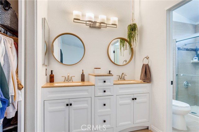9740 Woodleaf Drive, Rancho Cucamonga CA: https://media.crmls.org/medias/a0582ab7-3c26-49dd-9f53-84aa8cbfe38a.jpg