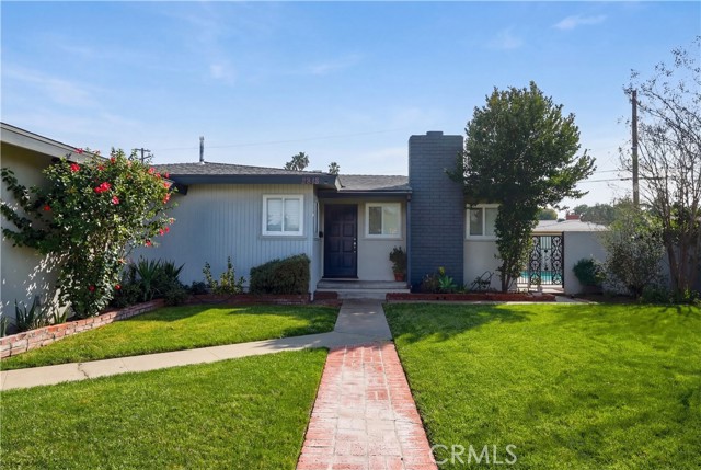 Detail Gallery Image 2 of 11 For 2818 W Bridgeport, Anaheim,  CA 92804 - 3 Beds | 1/1 Baths