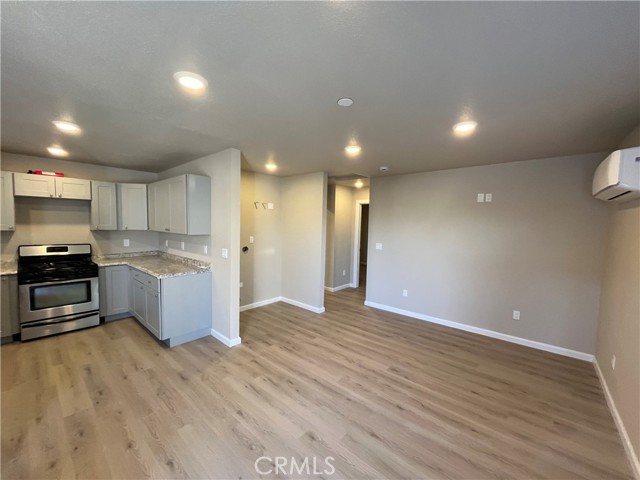 Detail Gallery Image 9 of 30 For 1172 E Rice Ranch Rd #101, 102,  Santa Maria,  CA 93455 - 7 Beds | 4 Baths