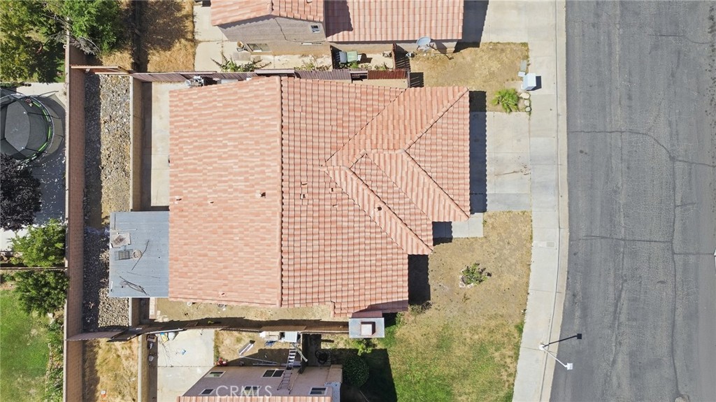 https://media.crmls.org/medias/a059d570-d4d8-4bed-b7da-b1812fbe08d4.jpg?preset=X-Large