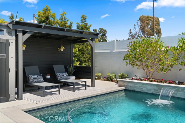 19582 Summer Breeze Lane, Huntington Beach CA: https://media.crmls.org/medias/a05a2b44-78be-4cb8-a406-f234e971fee4.jpg