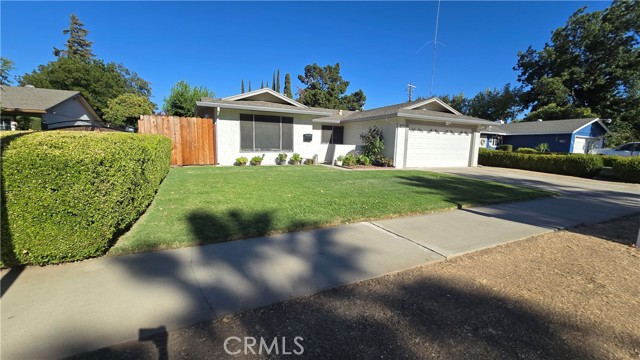 Detail Gallery Image 2 of 14 For 2440 Crystal Springs Ave, Merced,  CA 95348 - 4 Beds | 2 Baths