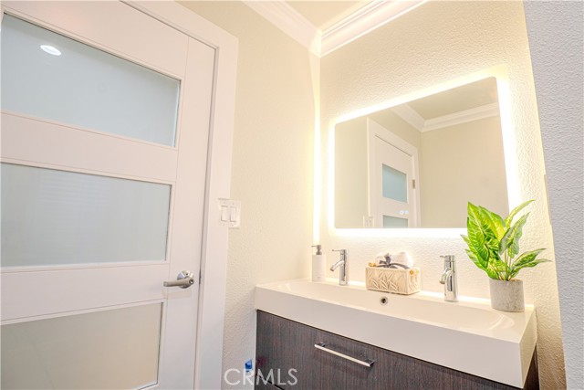 Detail Gallery Image 26 of 38 For 417 E 44th Way, Long Beach,  CA 90807 - 3 Beds | 2 Baths