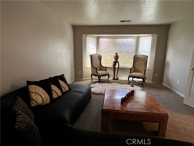 Detail Gallery Image 7 of 22 For 1164 Granite Ct, Merced,  CA 95340 - 4 Beds | 2 Baths