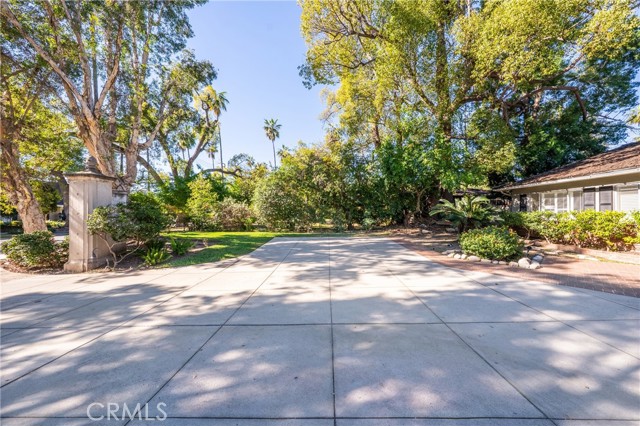 Detail Gallery Image 37 of 38 For 1635 San Pasqual, Pasadena,  CA 91106 - 4 Beds | 3 Baths