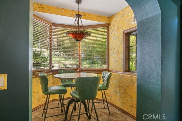 969 Oak Drive, Crestline CA: https://media.crmls.org/medias/a05d50c6-6239-4f18-9a99-58c777448974.jpg