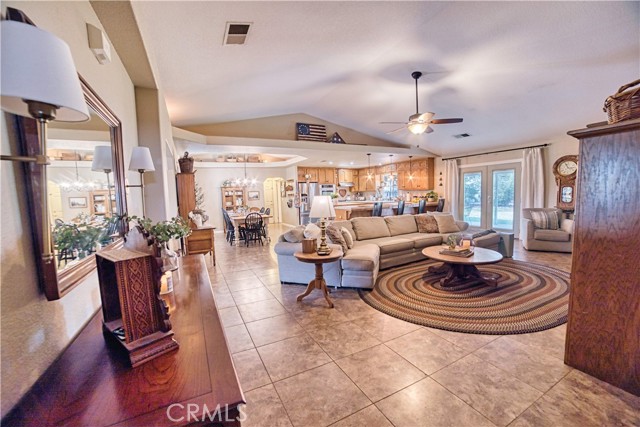 Detail Gallery Image 20 of 32 For 22052 Melrose Ct, Madera,  CA 93638 - 3 Beds | 2/1 Baths