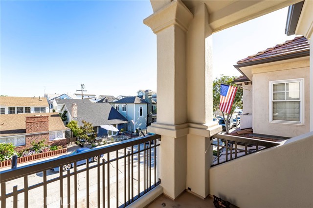 Detail Gallery Image 36 of 42 For 119 Opal Ave, Newport Beach,  CA 92662 - 3 Beds | 2/1 Baths