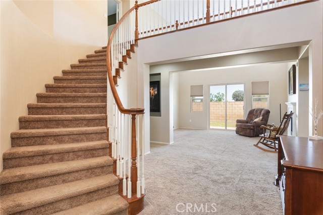 Detail Gallery Image 5 of 43 For 2117 Roanoke, San Jacinto,  CA 92582 - 6 Beds | 5 Baths