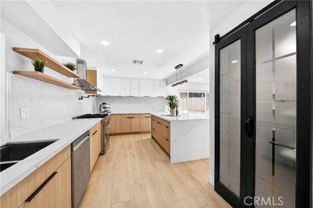 Detail Gallery Image 5 of 32 For 2248 El Rancho, Fullerton,  CA 92833 - 4 Beds | 3 Baths