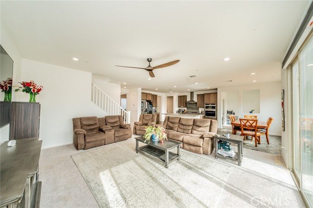 Detail Gallery Image 10 of 53 For 32813 Oakland, Winchester,  CA 92596 - 5 Beds | 4 Baths