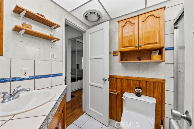 Detail Gallery Image 12 of 19 For 10339 Fernglen Ave, Tujunga,  CA 91042 - 2 Beds | 1 Baths