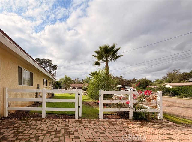 Image 1 of 43 For 12234 Boulder View Dr