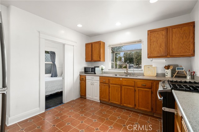 Detail Gallery Image 14 of 36 For 14828 Grevillea Ave, Lawndale,  CA 90260 - 3 Beds | 2 Baths