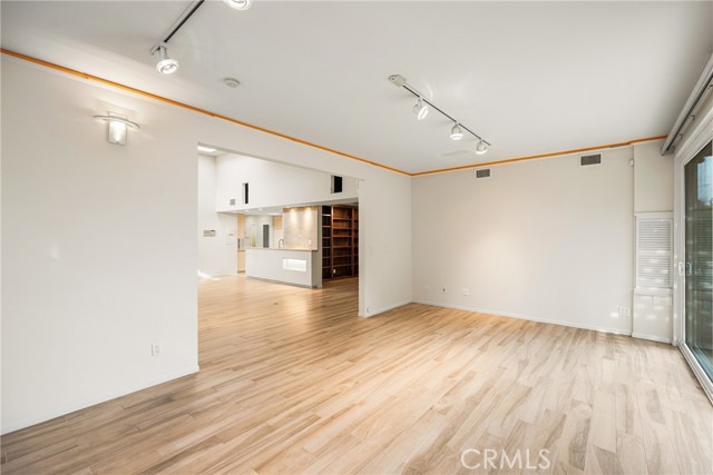 Detail Gallery Image 38 of 75 For 3030 E Elgin, Orange,  CA 92869 - 4 Beds | 2/1 Baths