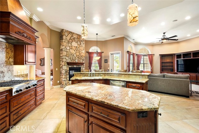 Detail Gallery Image 22 of 74 For 24568 Three Springs Rd, Hemet,  CA 92545 - 5 Beds | 3/1 Baths