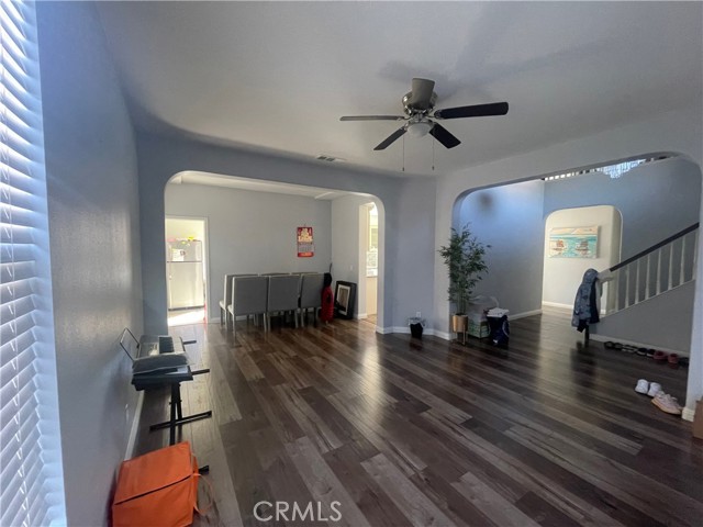 Detail Gallery Image 6 of 13 For 14275 English Setter, Corona,  CA 92880 - 5 Beds | 3 Baths