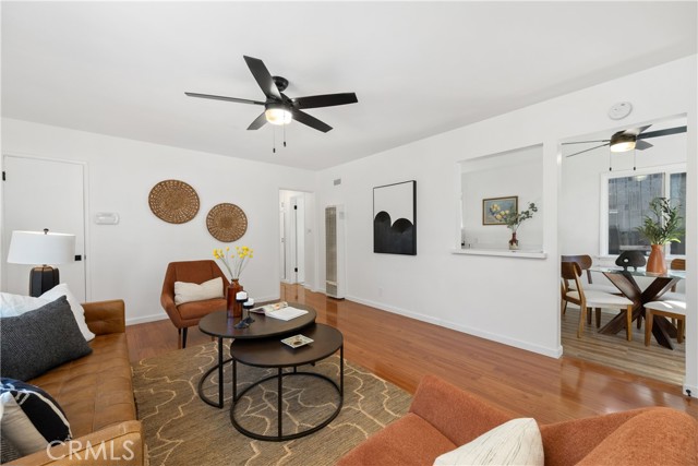 5536 Linden Avenue, Long Beach CA: https://media.crmls.org/medias/a0627515-3bff-4d6e-bec1-72e651b29467.jpg