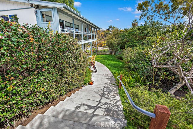 Detail Gallery Image 3 of 34 For 303 Cazador Ln #B,  San Clemente,  CA 92672 - 2 Beds | 2 Baths