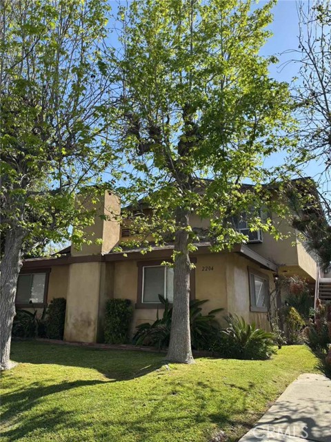 2204 Orange Grove Avenue, Alhambra CA: https://media.crmls.org/medias/a0627cec-d1f6-4e09-8cb4-e088ca1f1e82.jpg