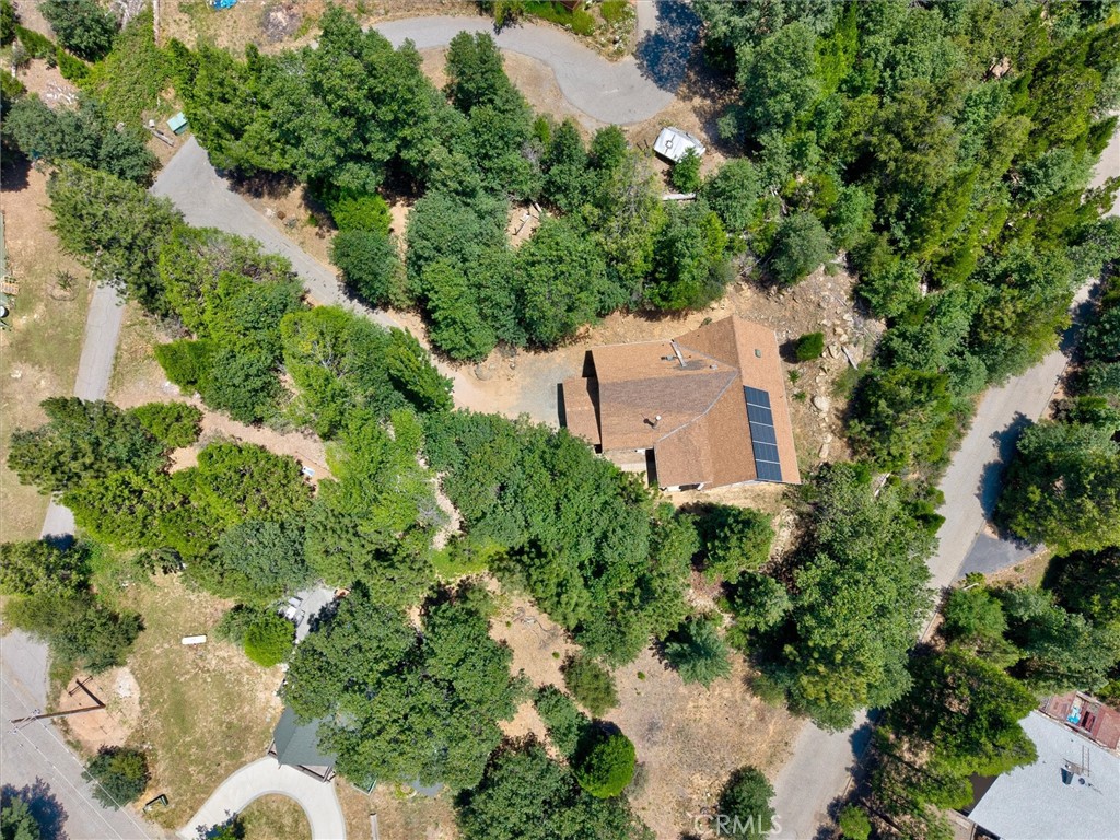 https://media.crmls.org/medias/a06284a8-79a3-42d2-be7d-7abb73d9cb6a.jpg?preset=X-Large