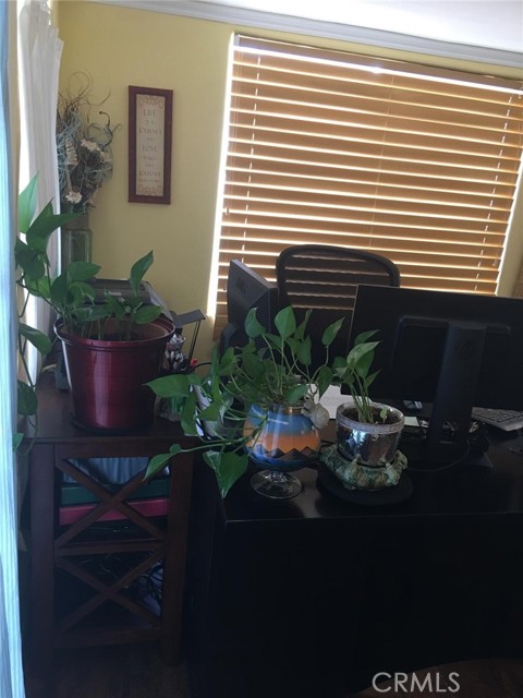 Image 17 of 24 For 1030 Bradbourne Avenue 31