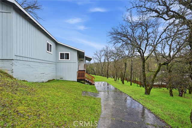 Detail Gallery Image 29 of 37 For 19474 Donkey Hill, Hidden Valley Lake,  CA 95467 - 3 Beds | 2 Baths