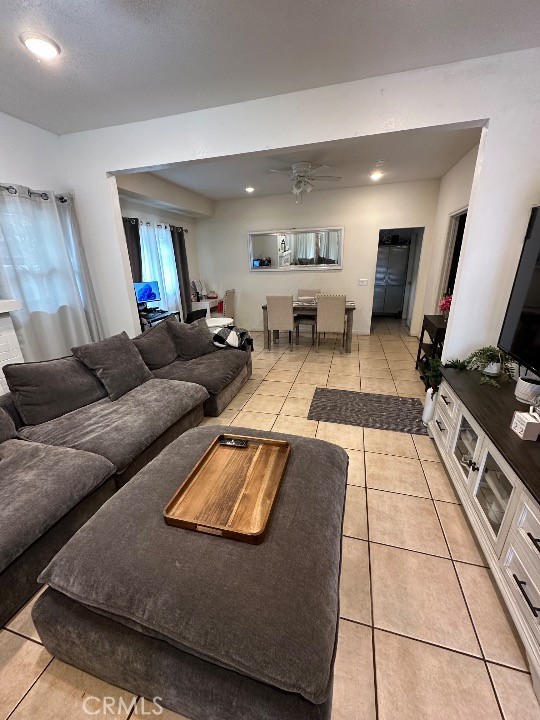 Detail Gallery Image 4 of 7 For 363 W Olive, San Bernardino,  CA 92410 - 2 Beds | 1 Baths