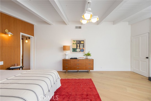 Detail Gallery Image 16 of 53 For 1430 La Perla Ave, Long Beach,  CA 90815 - 4 Beds | 3/1 Baths