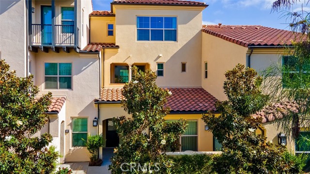 Detail Gallery Image 2 of 62 For 112 Trailing Comet, Irvine,  CA 92618 - 2 Beds | 2/1 Baths