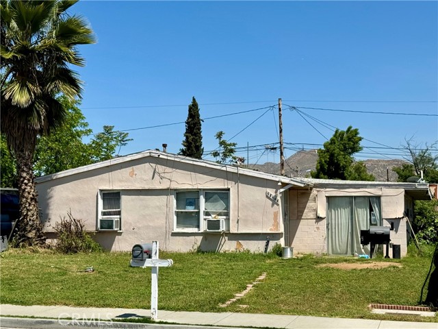 Detail Gallery Image 2 of 2 For 22446 Sherman Ave, Moreno Valley,  CA 92553 - 2 Beds | 1 Baths