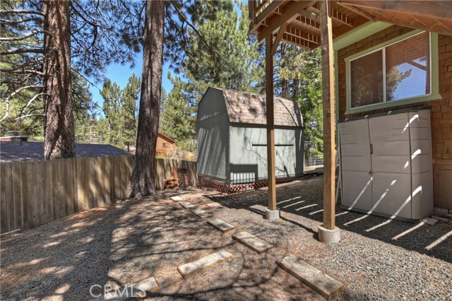 Detail Gallery Image 20 of 33 For 33451 Wild Rose Dr, Green Valley Lake,  CA 92341 - 2 Beds | 2 Baths