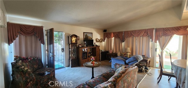 Detail Gallery Image 7 of 27 For 216 W Taylor St, Santa Maria,  CA 93458 - 3 Beds | 2 Baths