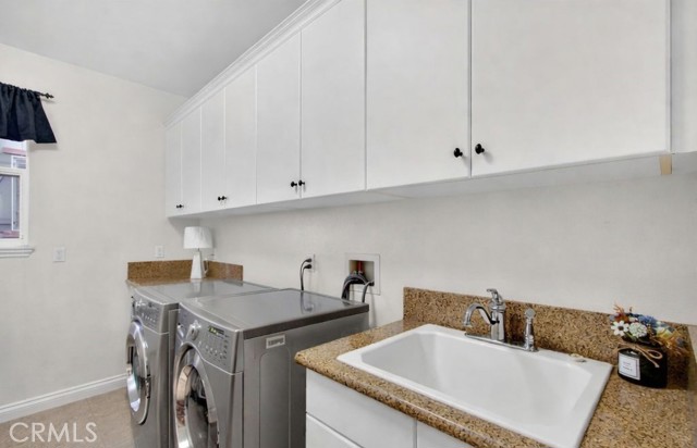 Image 29 of 63 For 13781 Breeders Cup