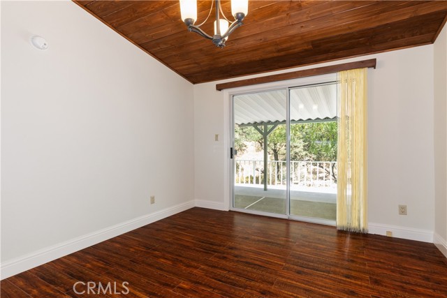 4250 Skylink Lane, Paso Robles CA: https://media.crmls.org/medias/a068460f-a4c0-4f7b-8e00-baae86703930.jpg