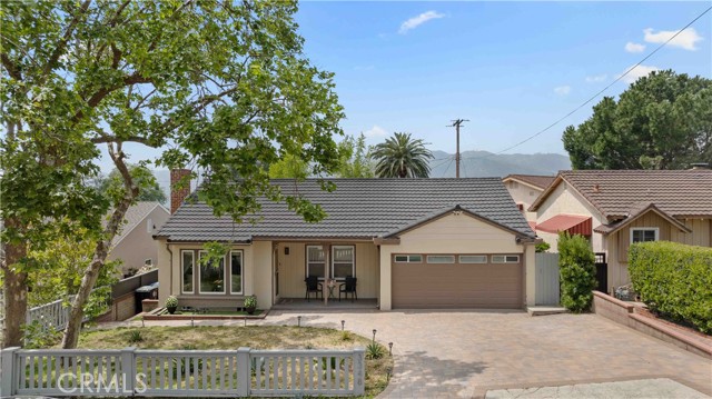 3348 Burritt Way, La Crescenta CA: https://media.crmls.org/medias/a06853d0-5e54-4327-8fd7-9784a811da0c.jpg