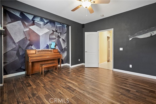 6116 W Avenue K9, Lancaster CA: https://media.crmls.org/medias/a0695ddd-c448-4a7f-bb04-49c01d62fd2a.jpg