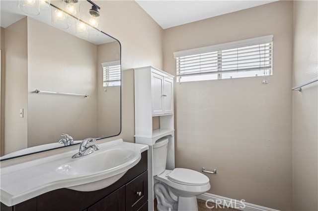Detail Gallery Image 13 of 15 For 705 1/2 Orchid Ave, Corona Del Mar,  CA 92625 - 2 Beds | 2 Baths