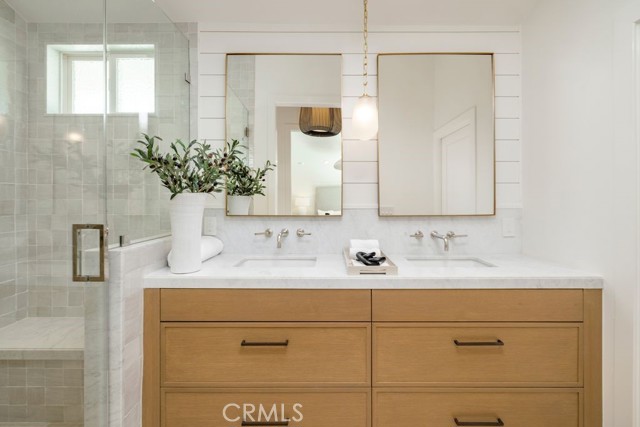 Detail Gallery Image 15 of 25 For 1933 Port Bristol Cir, Newport Beach,  CA 92660 - 5 Beds | 3 Baths