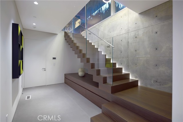 2460 Monaco Drive, Laguna Beach CA: https://media.crmls.org/medias/a06a7326-6f4b-4596-9e79-6addaa74e7c8.jpg