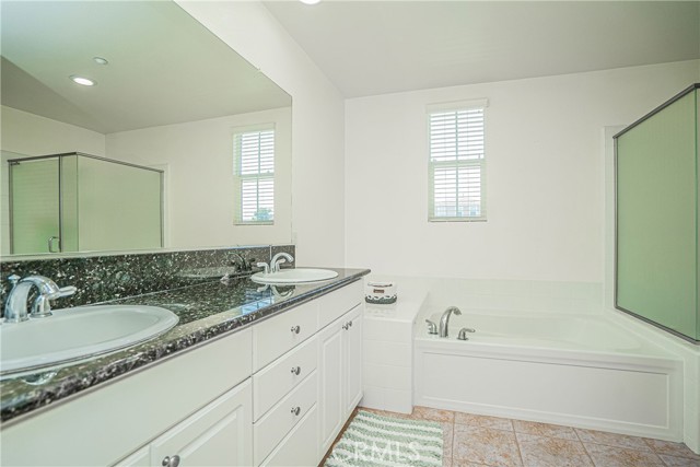 Detail Gallery Image 16 of 29 For 405 N Magnolia Ave, Anaheim,  CA 92801 - 3 Beds | 2/1 Baths