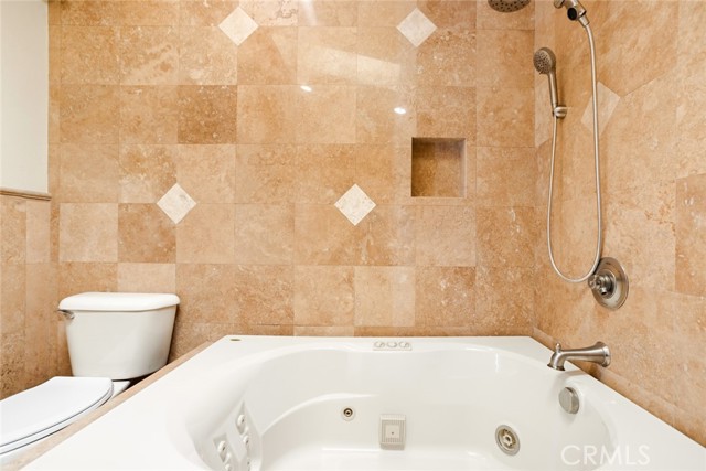 2424 Norte Vista Drive, Chino Hills CA: https://media.crmls.org/medias/a06b484f-15dc-43e1-b1a3-c99a0d7a7f03.jpg