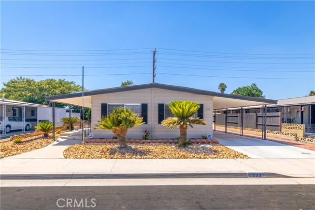 Detail Gallery Image 1 of 1 For 555 Castille Dr, Hemet,  CA 92543 - 2 Beds | 2 Baths