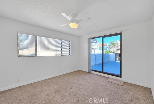 Detail Gallery Image 10 of 20 For 833 Monterey Bld, Hermosa Beach,  CA 90254 - 2 Beds | 2 Baths