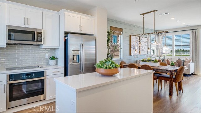 2575 E Lincoln Paseo, Ontario CA: https://media.crmls.org/medias/a06d4d31-088e-41ca-bb6e-d4c73e07dfc1.jpg