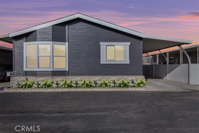 Front Image Thumbnail for CRIG26072443