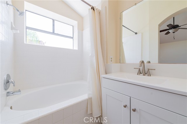 48 San Sebastian, Rancho Santa Margarita CA: https://media.crmls.org/medias/a06ea301-adde-4b42-b4d4-2aa8740810b3.jpg