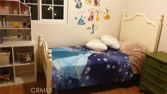 Detail Gallery Image 18 of 20 For 12117 Van Nuys, Sylmar,  CA 91342 - 4 Beds | 2/1 Baths