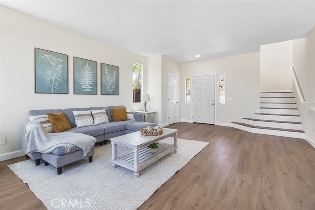 Detail Gallery Image 8 of 49 For 16015 Palomino Ln, Moreno Valley,  CA 92551 - 5 Beds | 2/1 Baths
